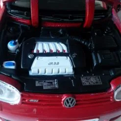 Maisto Special Edition – Volkswagen Golf R32 Κλιμακας 1:24 (31290) 10 Maisto Special Edition – Volkswagen Golf R32 Κλιμακας 1:24 (31290) -Αυτοκίνητα Εκπτώσεις 673107 3