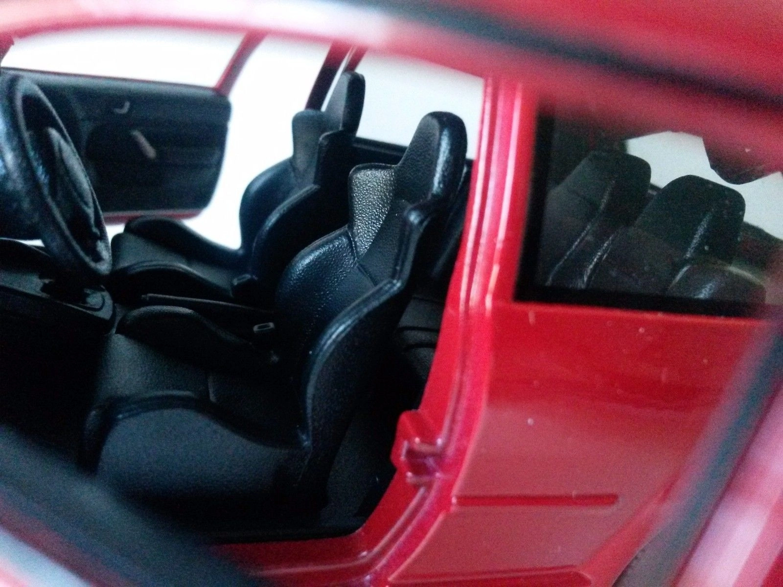 Maisto Special Edition – Volkswagen Golf R32 Κλιμακας 1:24 (31290) 6 Maisto Special Edition – Volkswagen Golf R32 Κλιμακας 1:24 (31290) - Image 6